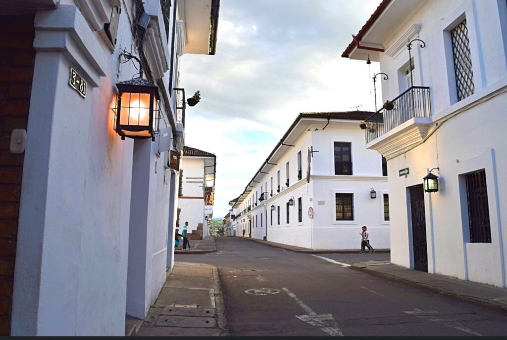 Descubre los Encantos Coloniales y Culturales de Popayán, la Ciudad Blanca de Colombia